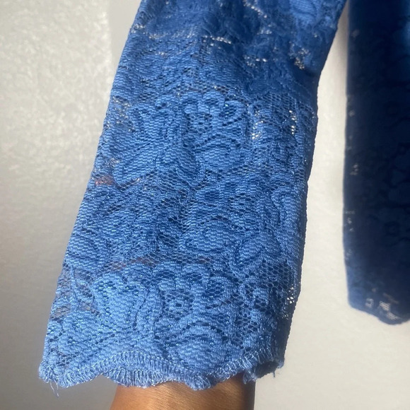 Sharon Young Floral Lace Cover Turtle Neck Top Size Small - Picture 2 of 6